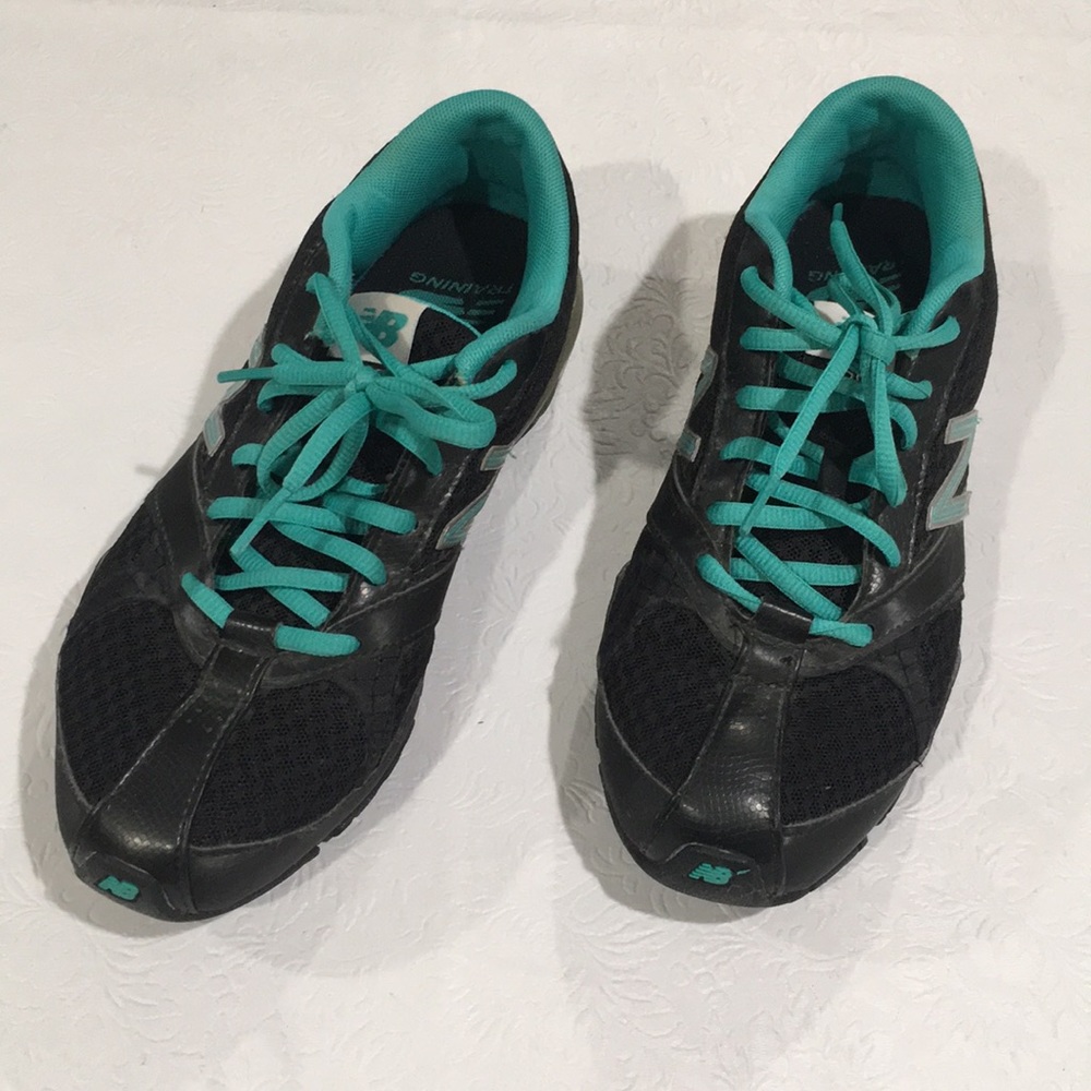 EUC New Balance women’s training shoes, size 6.5